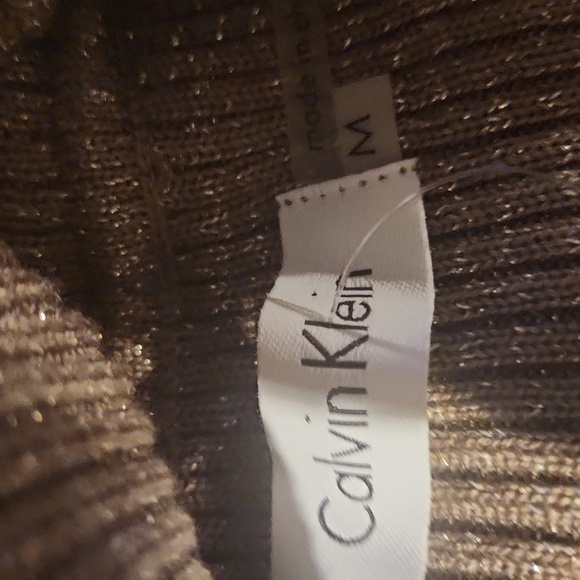 Calvin Klein White Garment - Picture 5 of 5